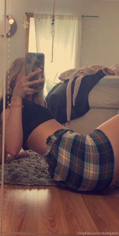 come seeeee me 👄👄