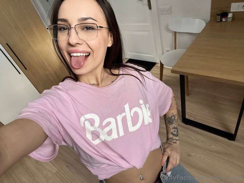 Everyone says SOFI has the BEST content on OF 💖✨ click to fi..