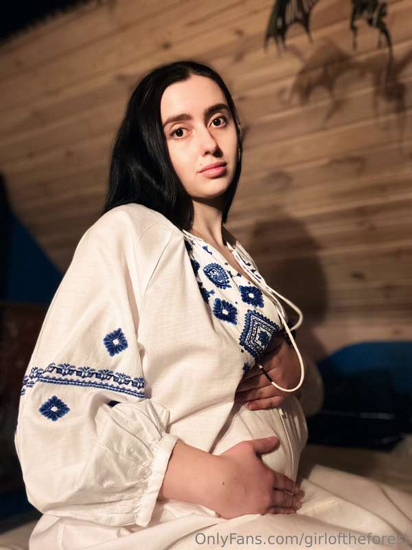 My dear ones, congratulate me—I’m pregnant!........Pregnant ..