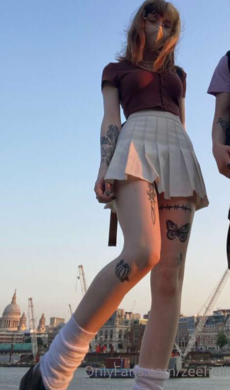 couple old lewd summer skirt pics