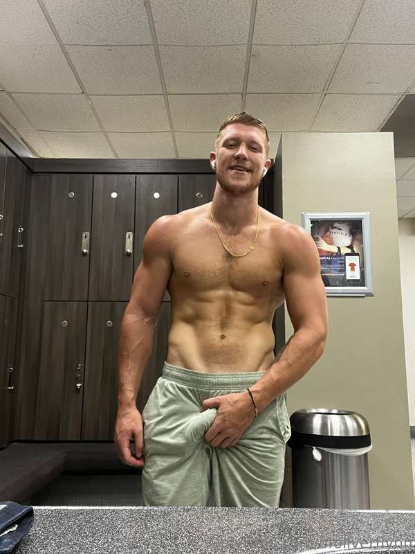 grab this one for me... any volunteers? 👅