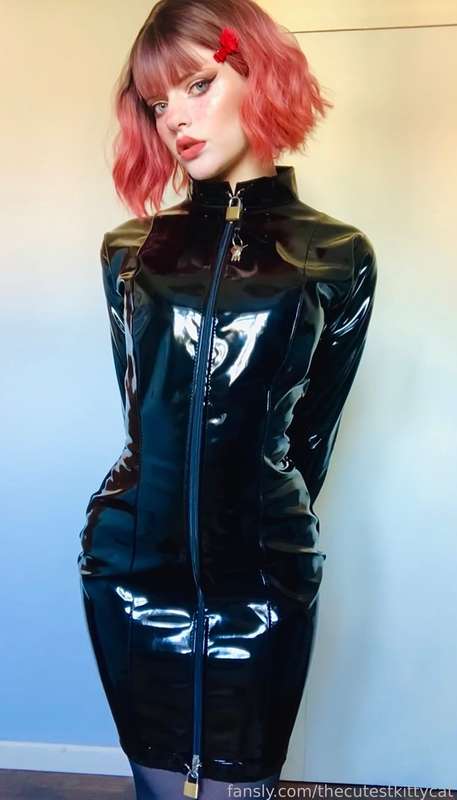 Thecutestkittycat - Fansly - 12 Nov, 2022 11
