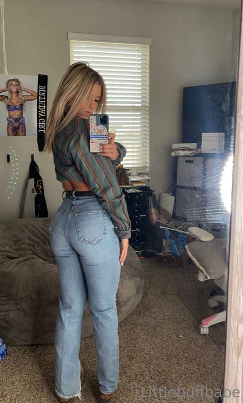 Littlebuffbabe - Onlyfans - 05 Dec, 2022