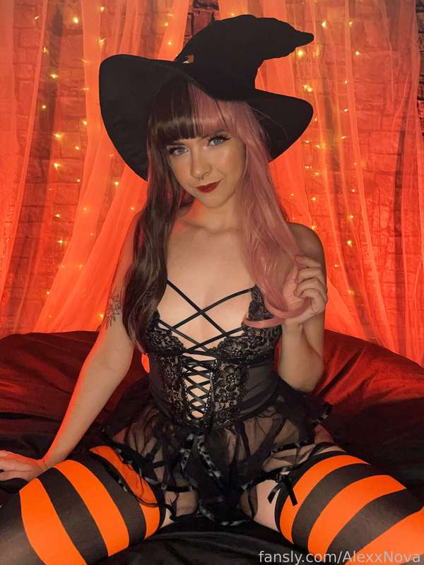 Alexfayenova - Fansly - 31 Oct, 2021