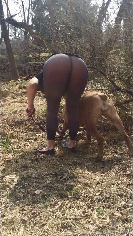 Best for last. This finishes the pantyhose flash. Definitely.. 9