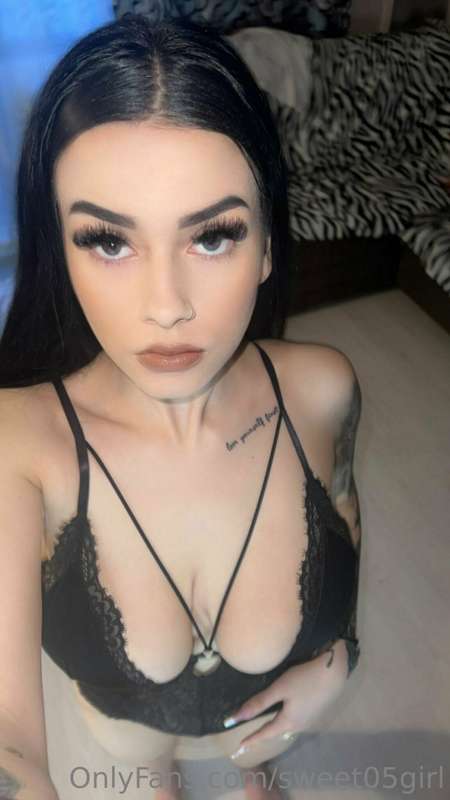 Sweet05Girl - Onlyfans - 24 Jun, 2023