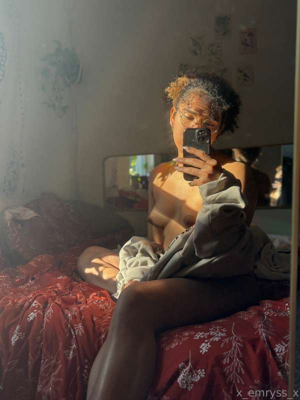 X_Emryss_X - Onlyfans - 04 Feb, 2025 7