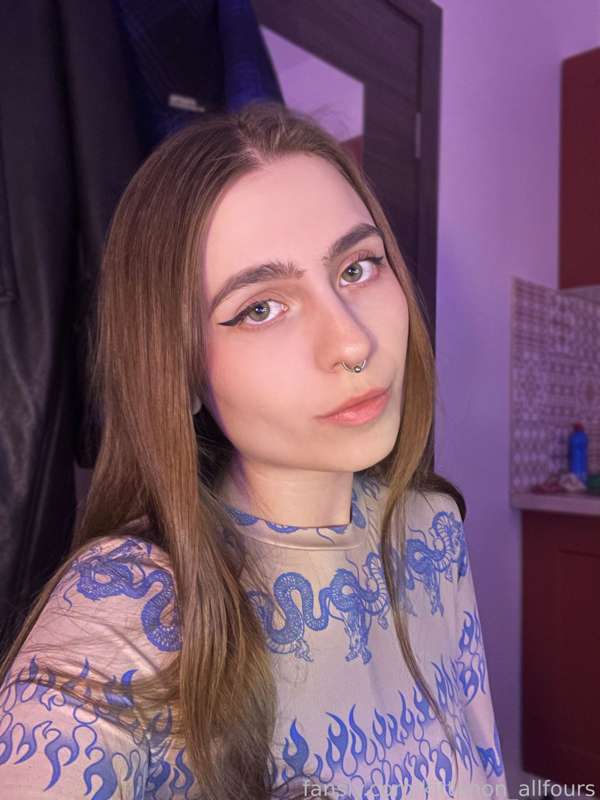 Kittenon_Allfours - Fansly - 29 Jun, 2022 2