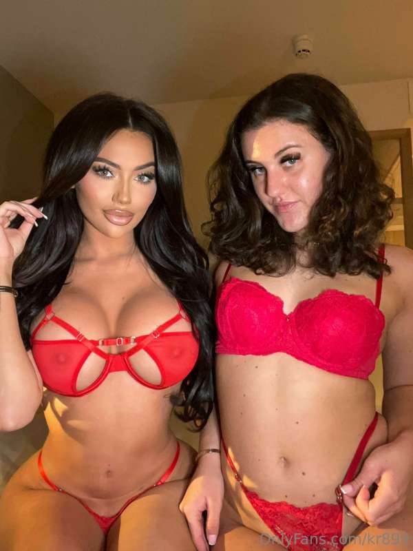 Got a collab with the naughty @cjfans1 coming this week 😘😈 D..