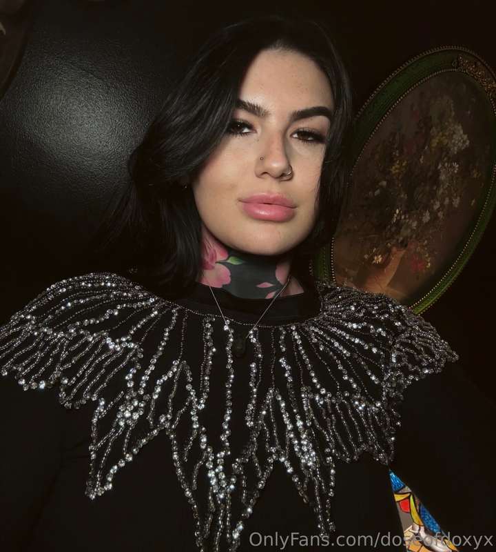I got a new tattoo 👀 do you like it? 💜 I hope you don’t mind.. 2