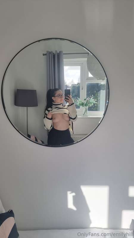 Hi  4