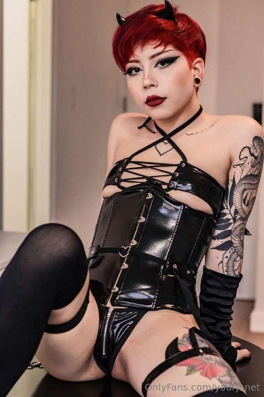 Kneel now 😈, I don't care if you like it or not, my word 🤫 i..