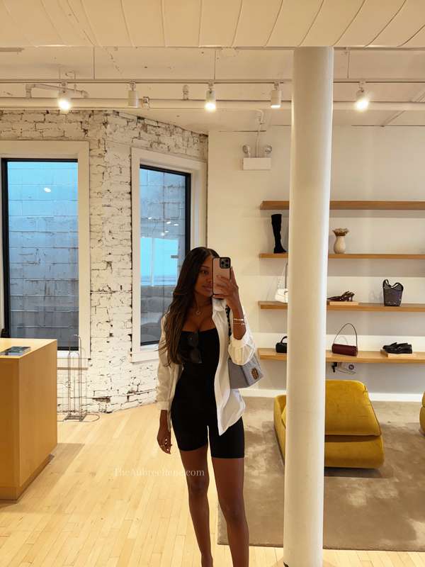 Dressing room chronicles, swipe for the surprise. What would.. 1