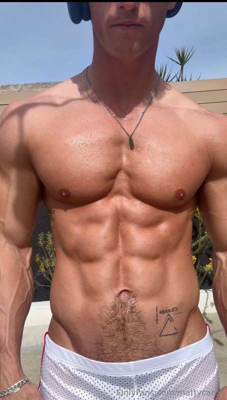Mind licking right here? 👅👅