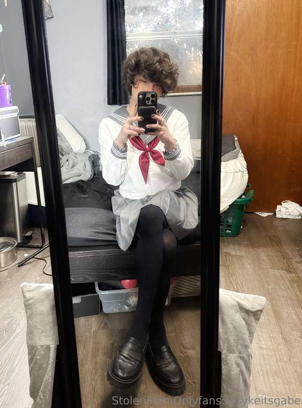 Haii 🫡 Sempaii 🙇 Japanese femboi 🇯🇵 Pics :3  23