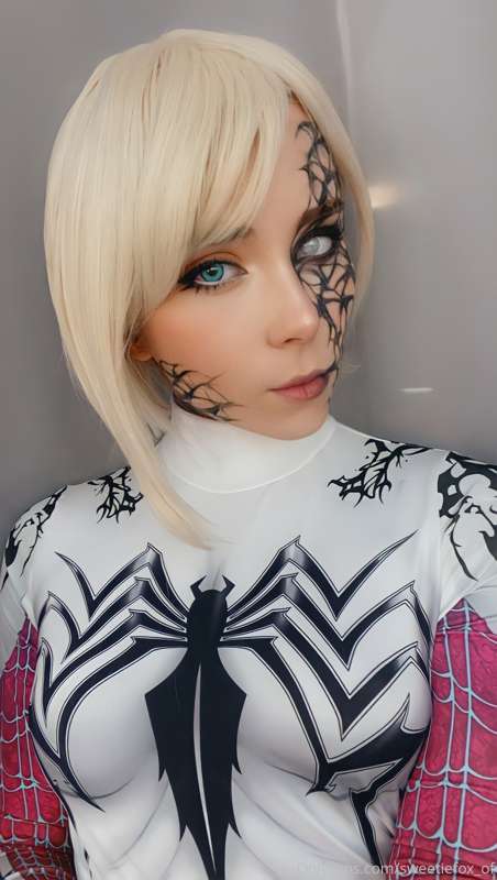 Just tease 🤤 Anti-Gwenom wants play with you 😈 Like this pos.. 5