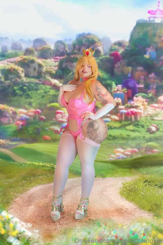 Day 15/31 days of Halloween | Princess Peach 👑🍑💕 3