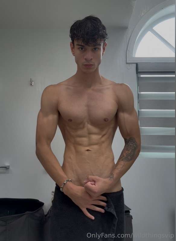 @parkerreid LIVE RN 