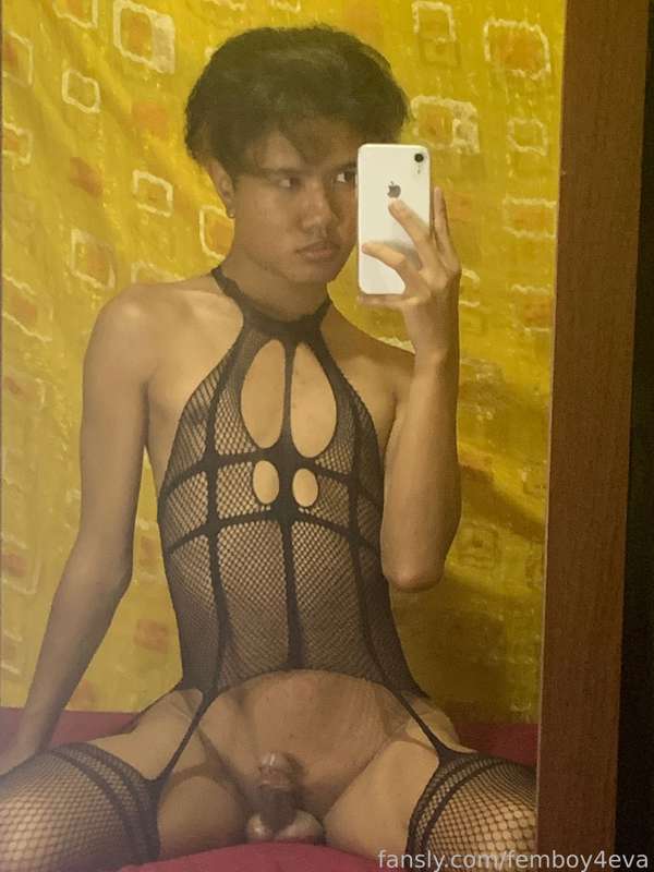 Femboy4Eva - Fansly - 13 May, 2022