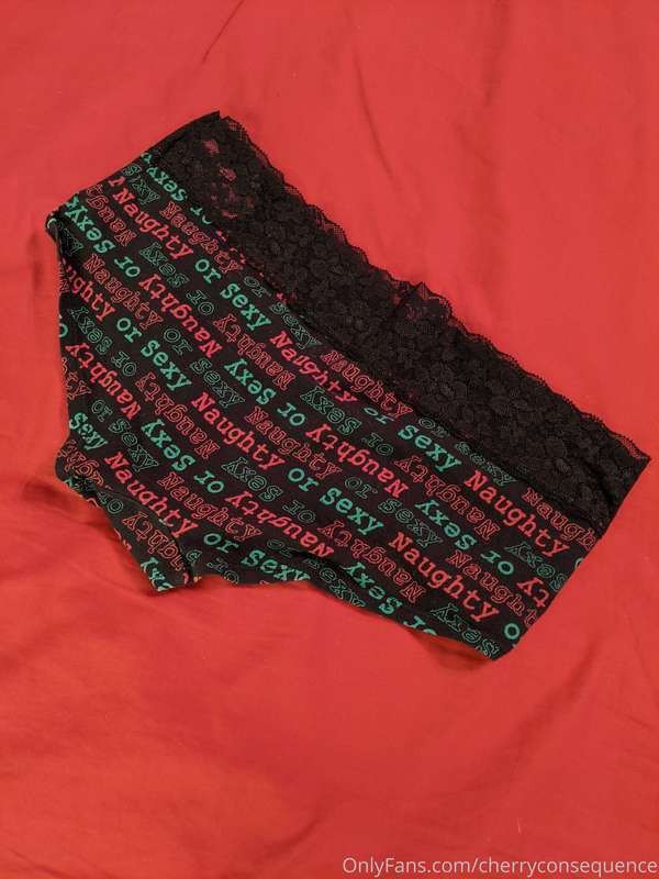 Welcome Panty of the Week ~ For my favorite month of Decembe..