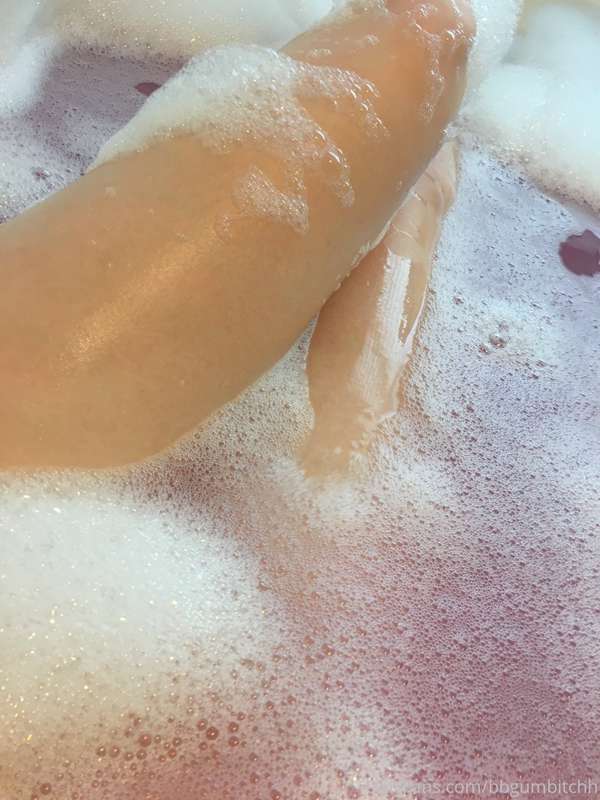 Legs legs legs 2