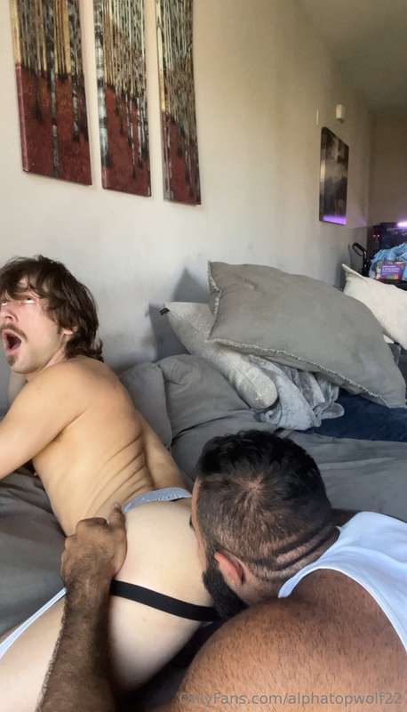 If bottoming was a sport than @austinavery would take Gold 🥇.. 17