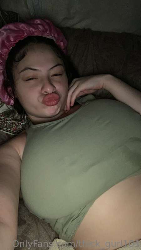Who’s ready to see my milkers 😜