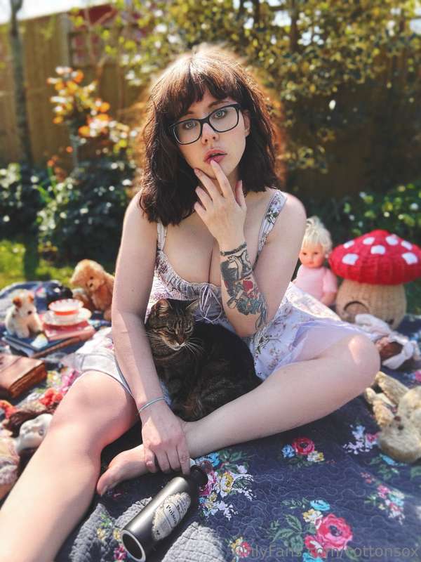 I got a fancy dress and did a fancy photoshoot. Well, it’s n.. 4