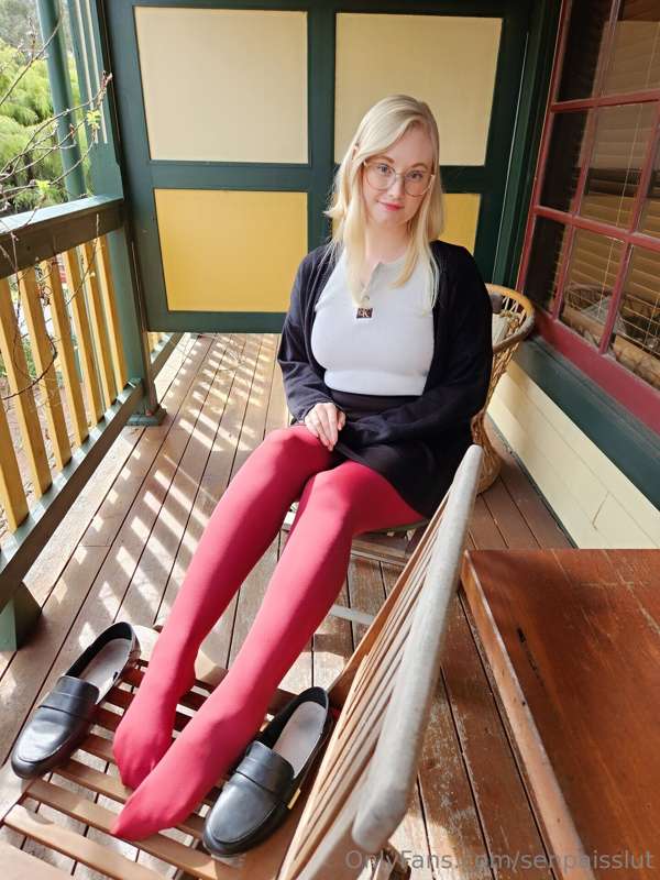 These shots make my feet look so long! 2