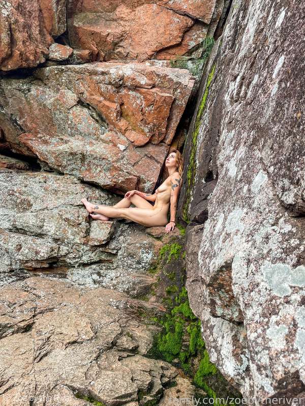 Zoebytheriver - Fansly - 06 Sep, 2021 9