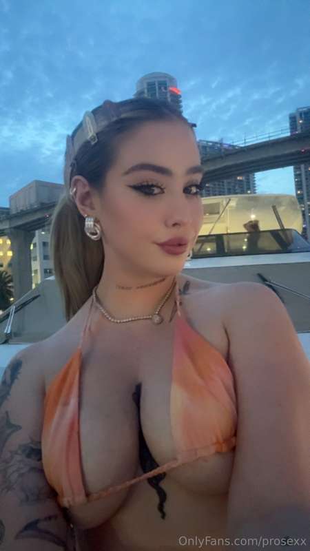 in desperate need of a titty fuck :3