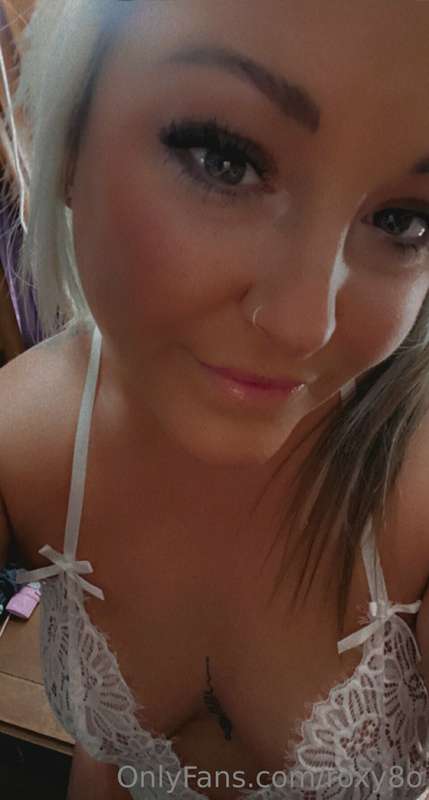 Roxy8O - Onlyfans - 26 Jul, 2023 14