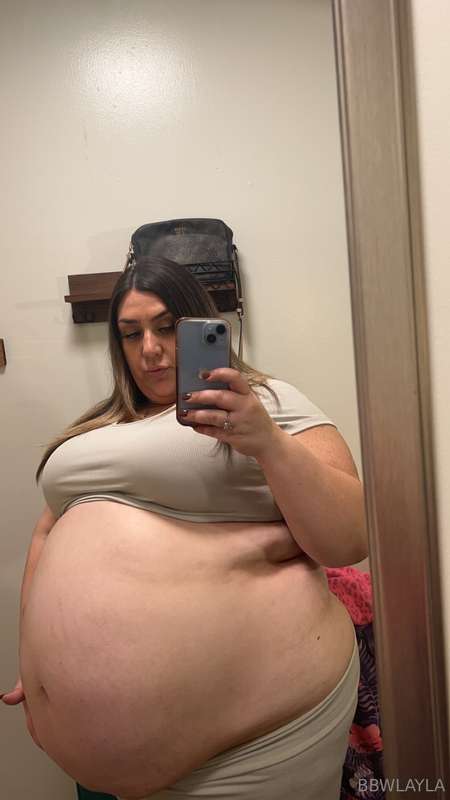 My bloated belly after trying the Krabby Patty meal from Wen.. 1