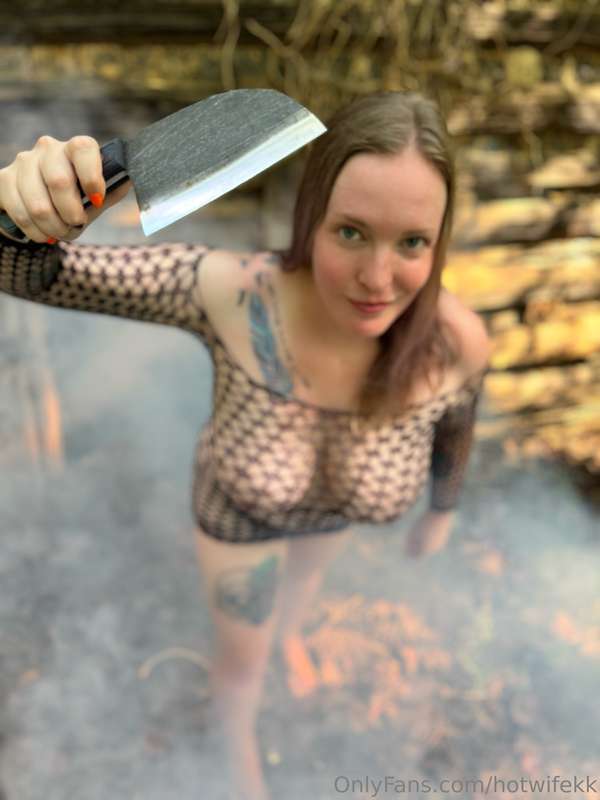 I’m running out of days to post Halloween pictures! Here’s a.. 11