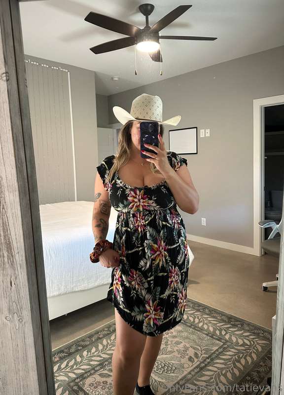 Swipe for a surprise 🙈PS: We’ll be LIVE Wednesday 5/14 at 5p..