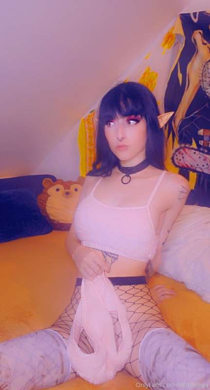 💞💖 what colour should I do next? 💖💞 18