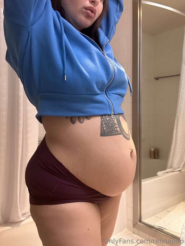 New year hot pot belly! Happy new year everyone - filmed a B.. 6