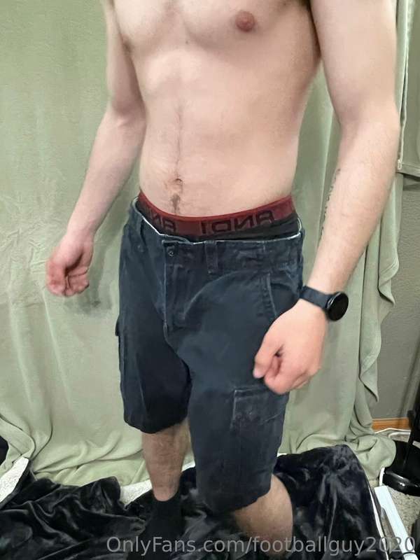 Shirtless specialist time 18