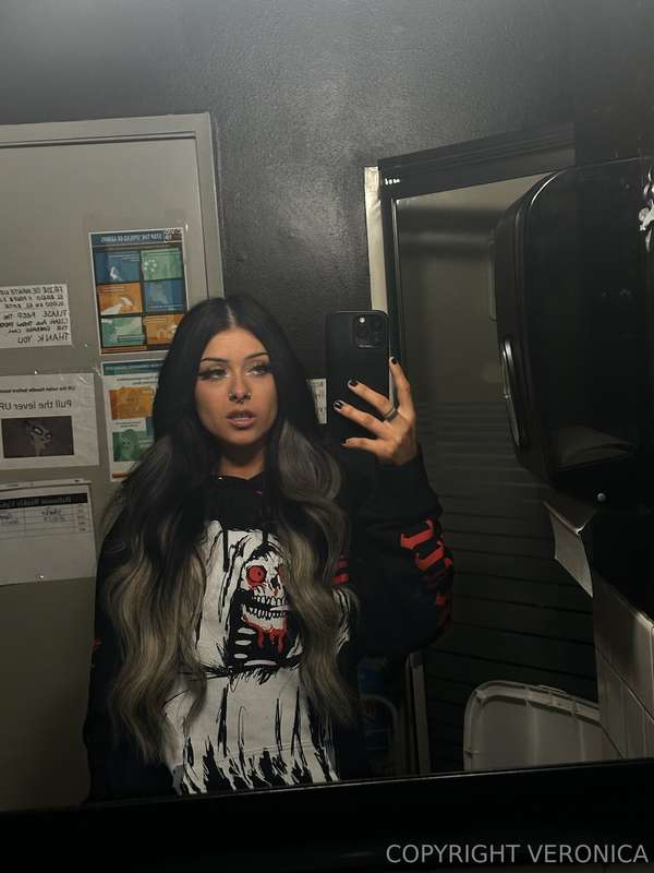 Posts Of Okokveronica From OnlyFans | Coomer