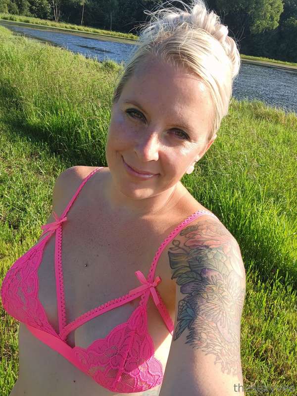 **Enjoy this sexy Sunday!**  *taken on private property* 4