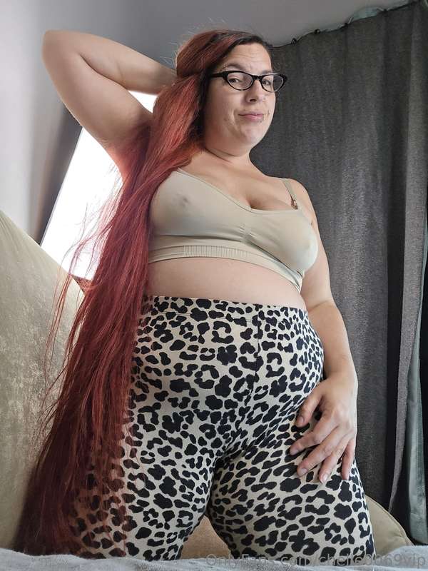 Wearing my favorite leggings today 😍😍Happy friday ❤️