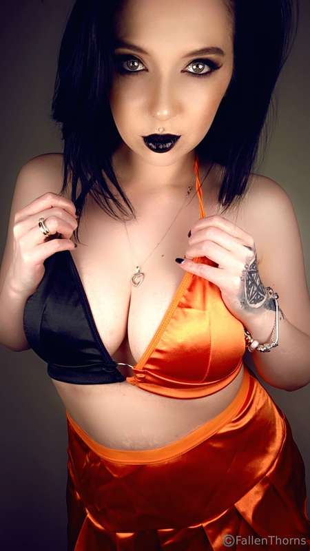 Fallenthorns - Onlyfans - 13 May, 2025
