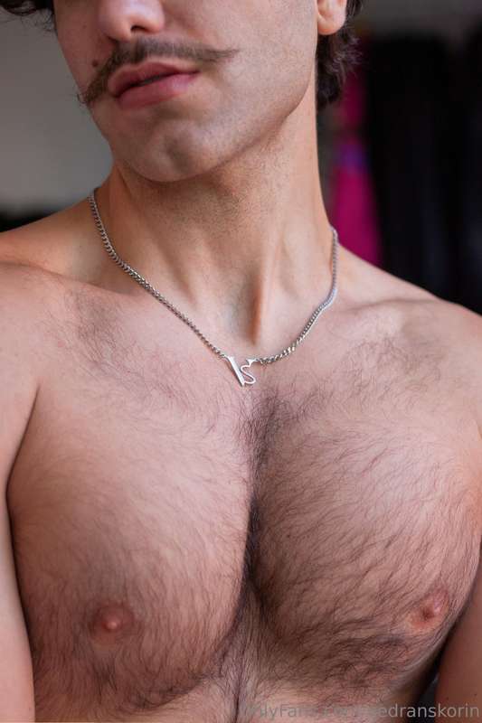 lanzamiento del nuevo collar VS, costo tanto sacarlo, y por .. 4