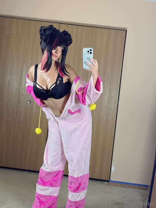 Heard a few of ya want more Juri… is that true? 👀 