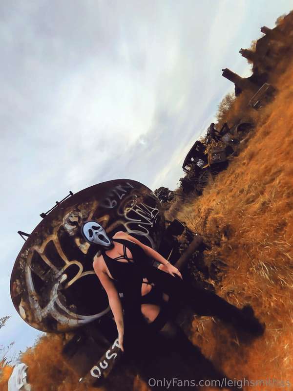 Leighsmithas - Onlyfans - 24 Oct, 2024
