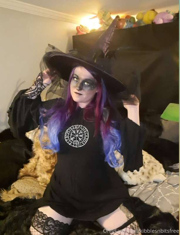 Heres my look from Halloween 🎃