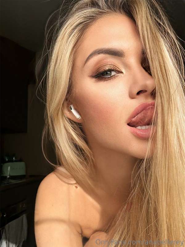 good morning babe😘 say it back !