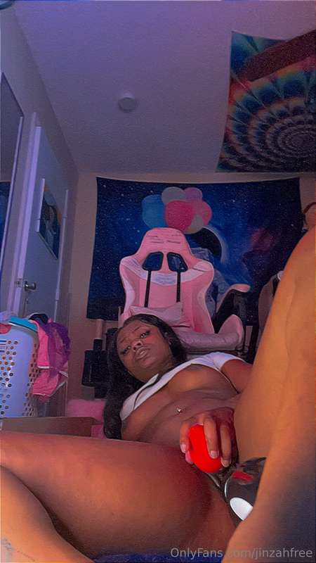 Trying out the new fuck machine !! 1