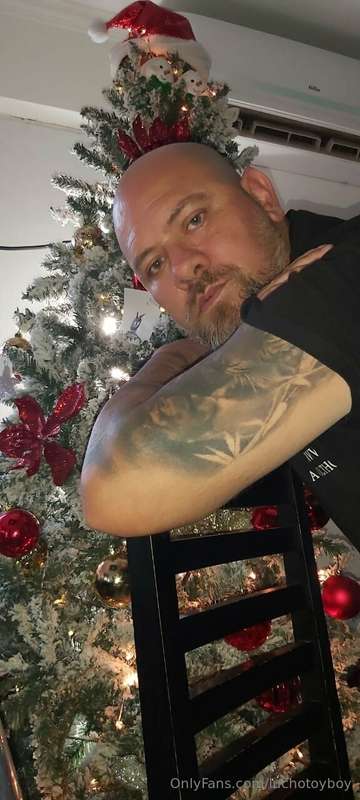 putting together and leaving gifts under the Christmas tree,.. 3