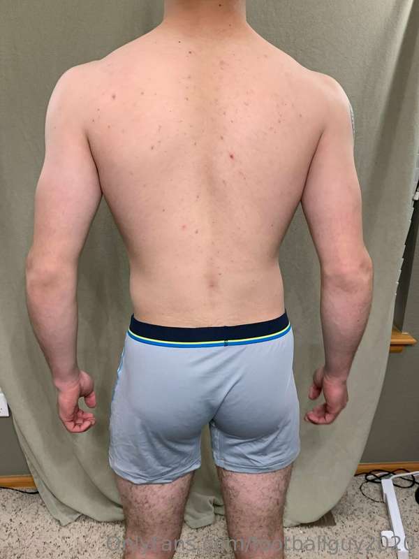 More undies pics from a photo shoot a while back - enjoy. Ca.. 21